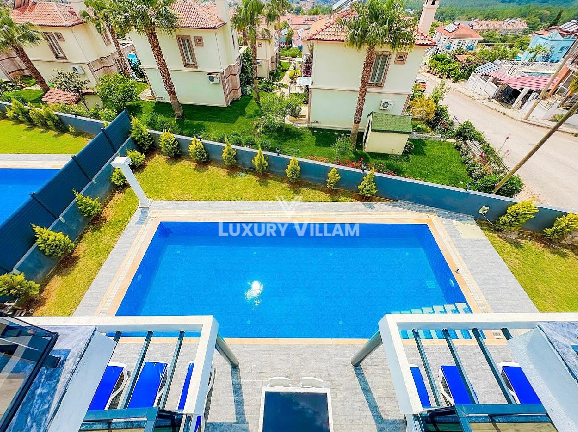 Villa Lazul yukardan görünüm