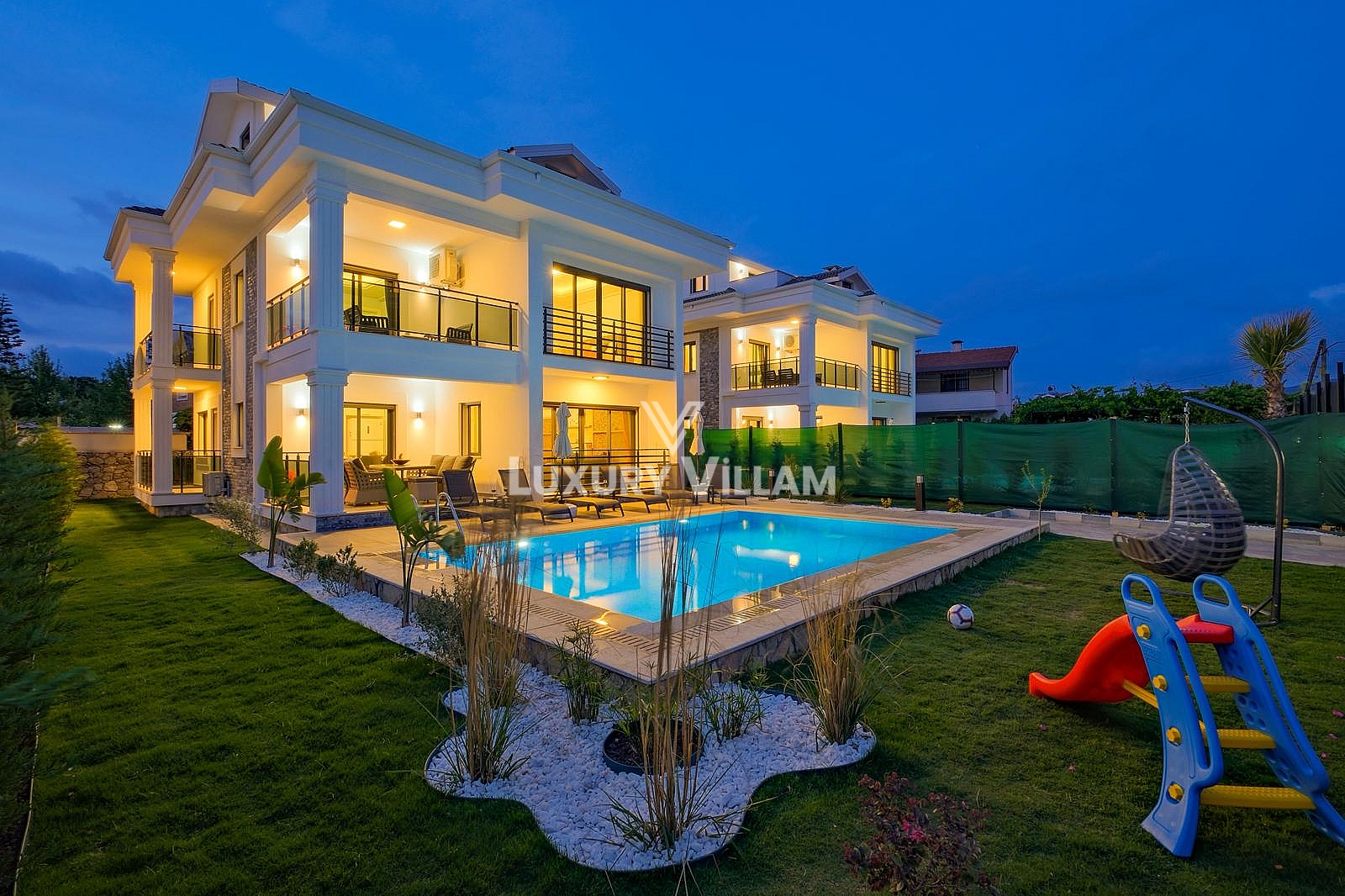 Villa Palm 1 gece görüntü